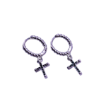 Aretes Candonga Cruz Verde Esmeralda en acero quirúrgico con diseño de cruz y acabado verde esmeralda, un accesorio masculino elegante y moderno.